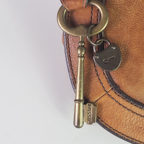 Fossil 100% Genuine Leather Shoulder Bag - Picture 9 of 10